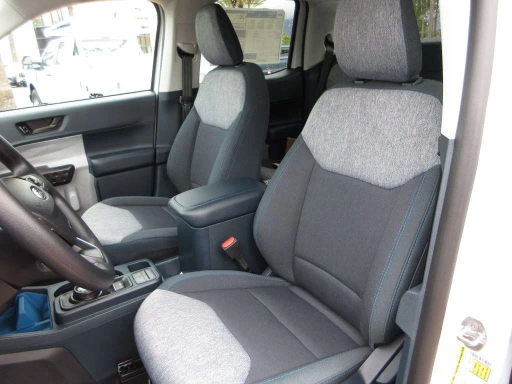 New 2026 Oxford White Ford XLT image 11