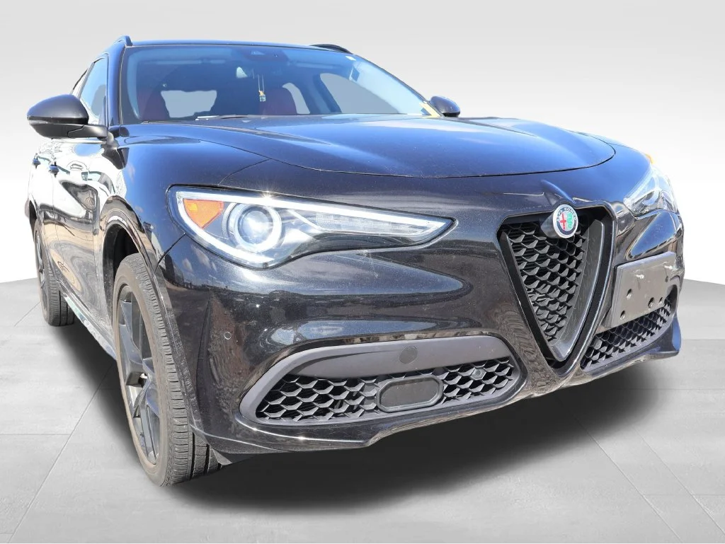Used 2020 Black Alfa Romeo Ti image 6