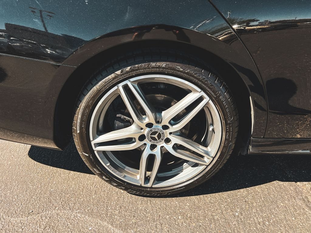 Used 2018 Black Mercedes-Benz E 300 image 12