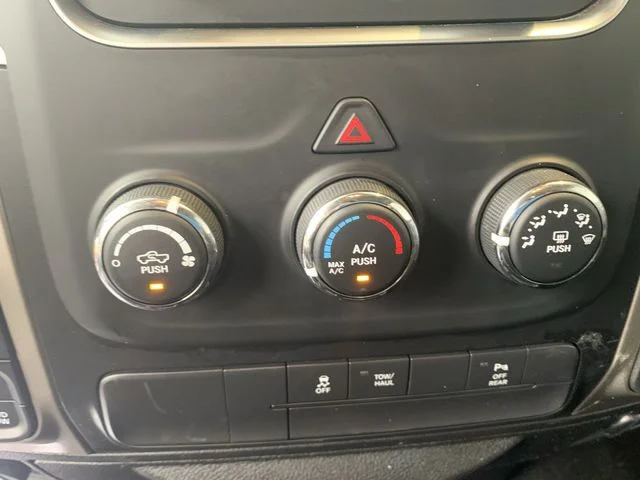 Used 2019 White Ram Warlock image 20