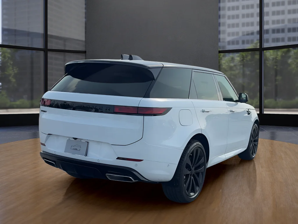 New 2026 White Land Rover Dynamic SE image 5