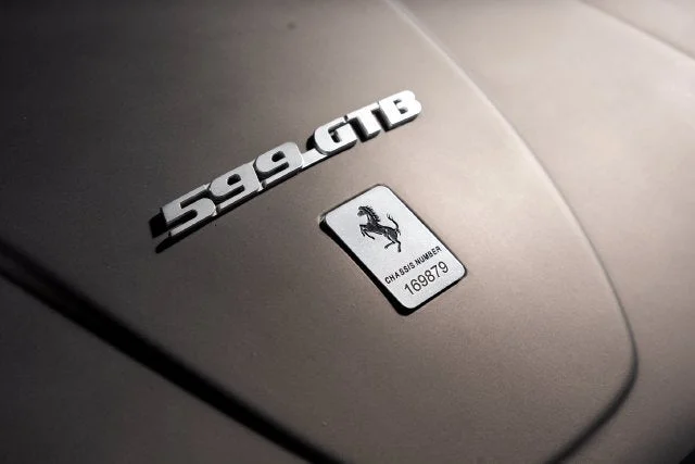 Used 2010 Nero Ferrari  image 18