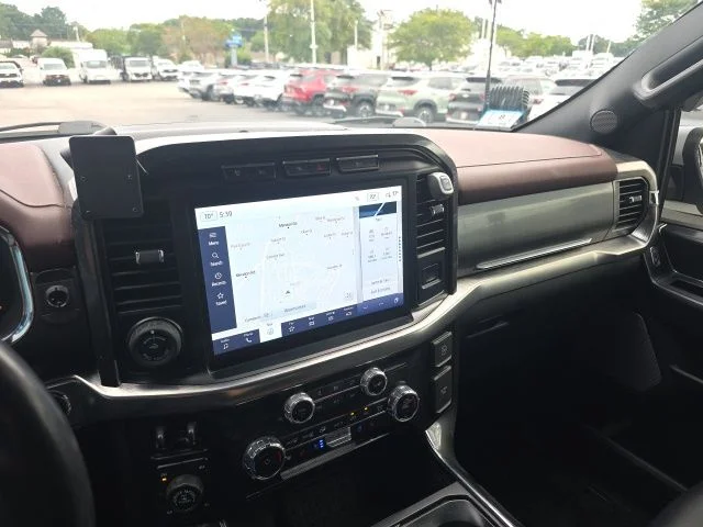 Used 2023 White Ford Lariat image 8