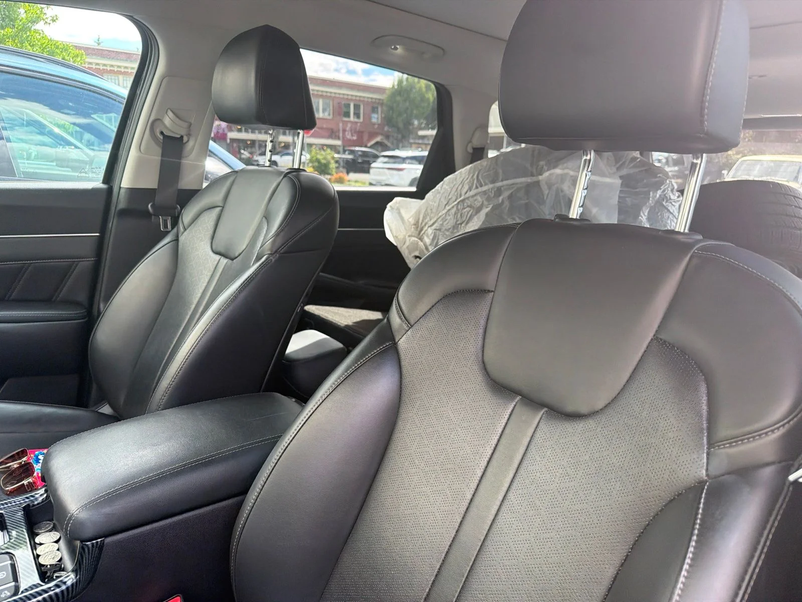 Used 2021 Black Kia SX image 7
