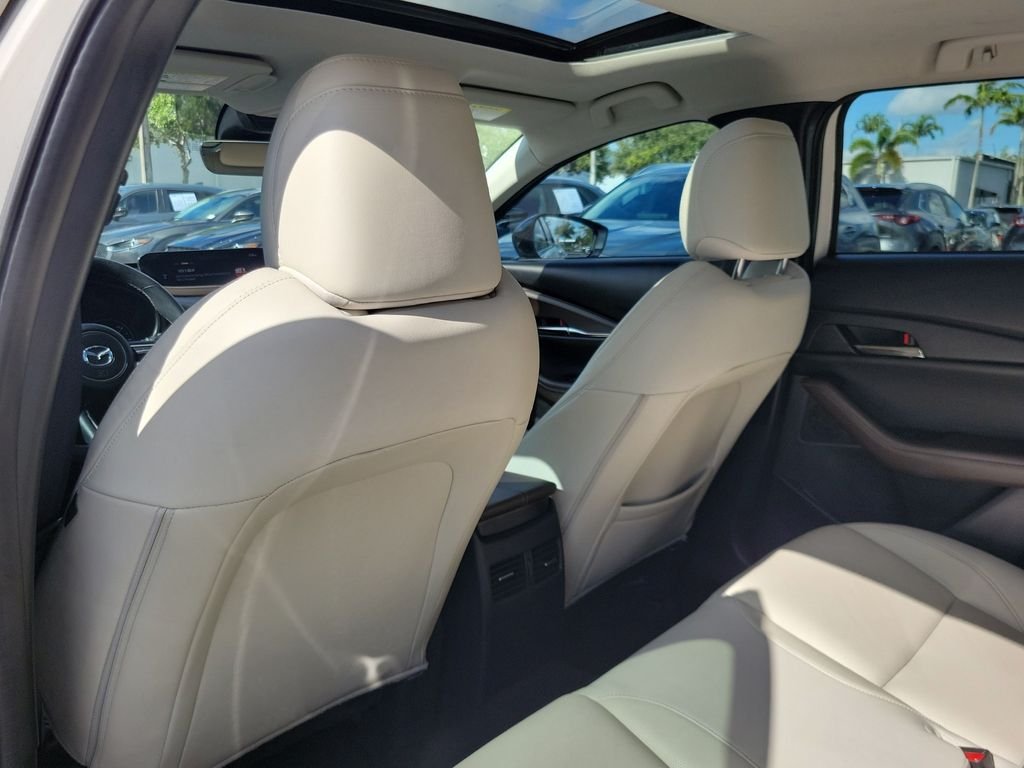 Used 2023 White Mazda 2.5 Turbo Premium Package image 9