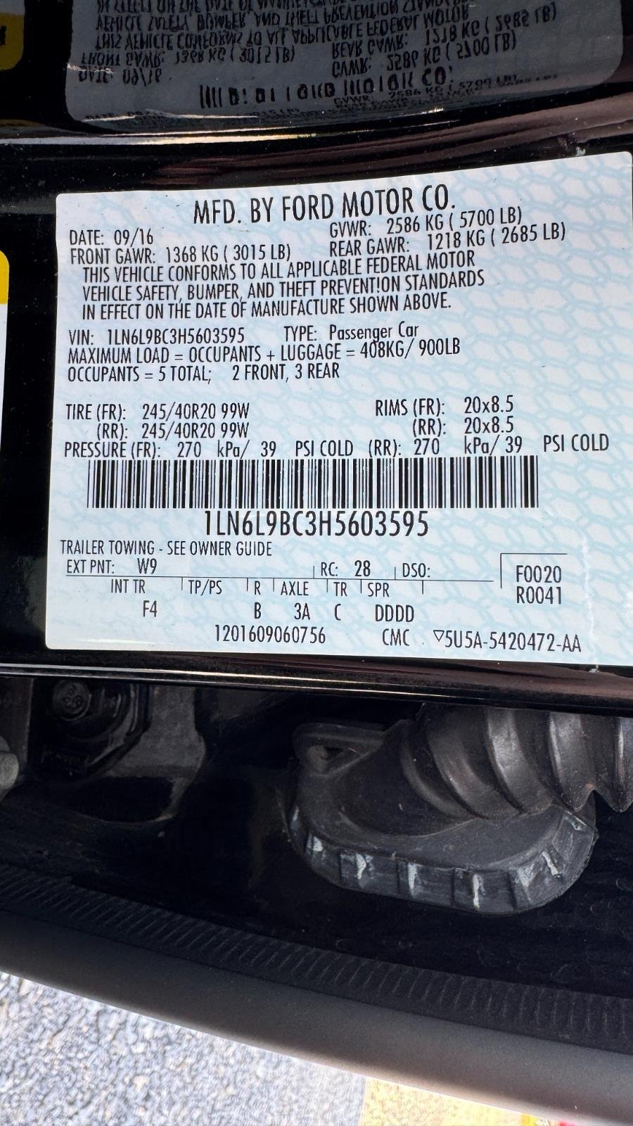 Used 2017 Diamond Black Lincoln Black Label image 8