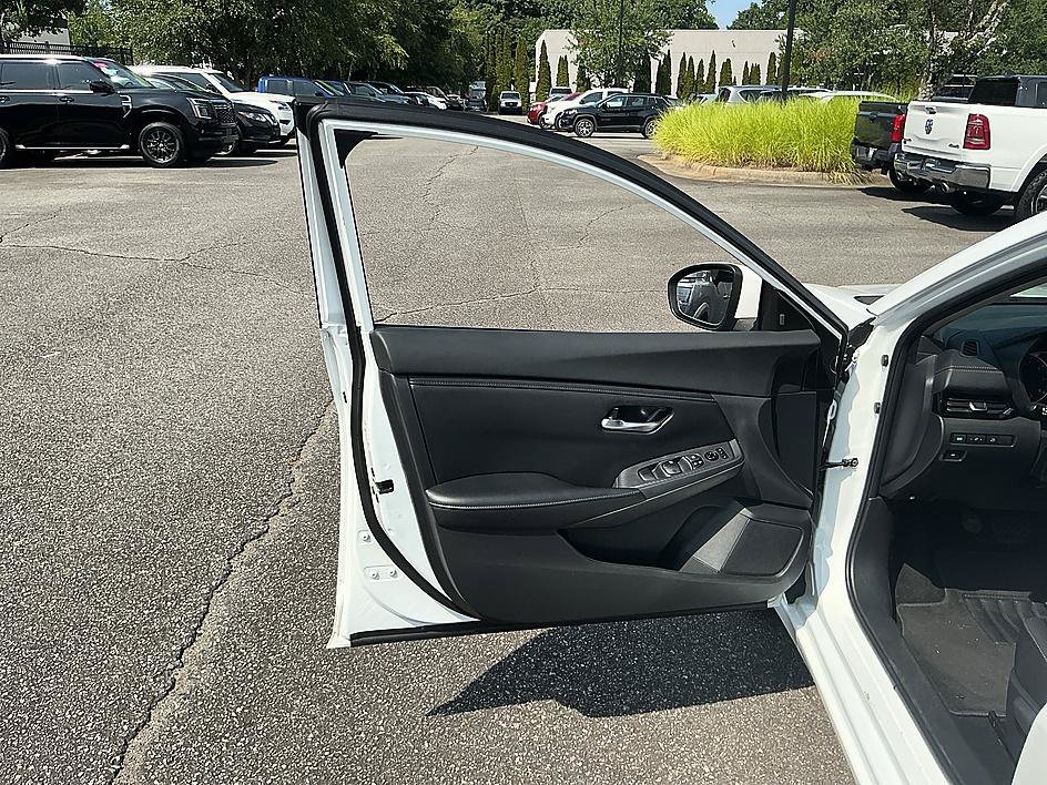 Used 2021 Fresh Powder Nissan SV image 11