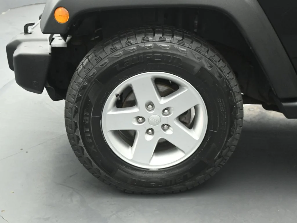 Used 2015 Black Jeep Unlimited Sport image 32