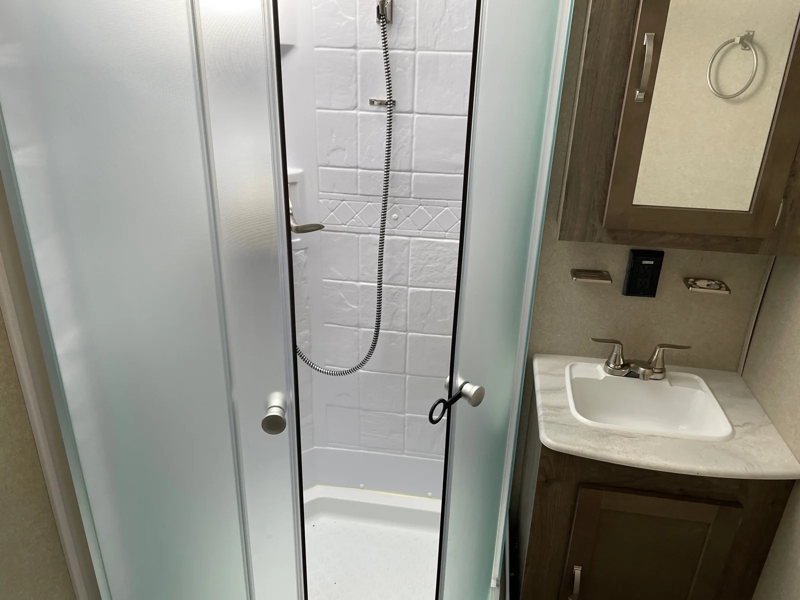Used 2019  Forest River  image 18