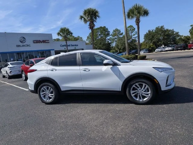 New 2026 Summit White Buick Preferred image 2