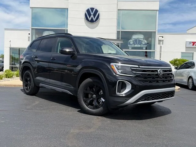 New 2026 Black Volkswagen 2.0T Peak Edition image 1