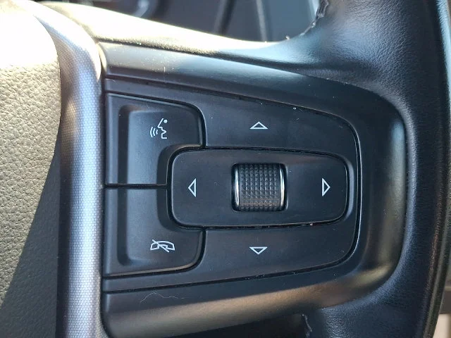 Used 2024 Black GMC SLT image 23