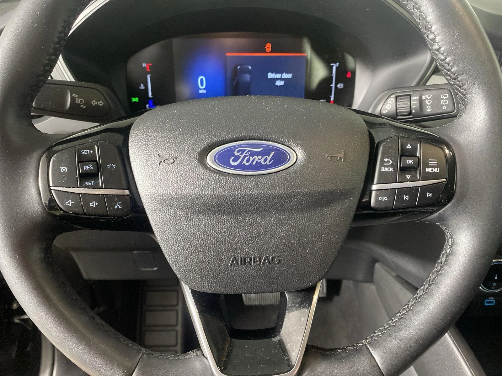 Used 2023 Agate Black Ford Active image 14