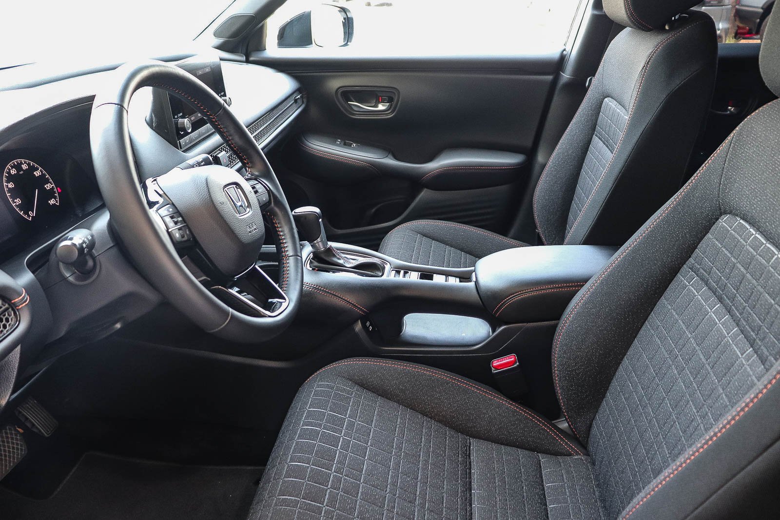 Certified Used 2025 Platinum White Pearl Honda Sport image 22