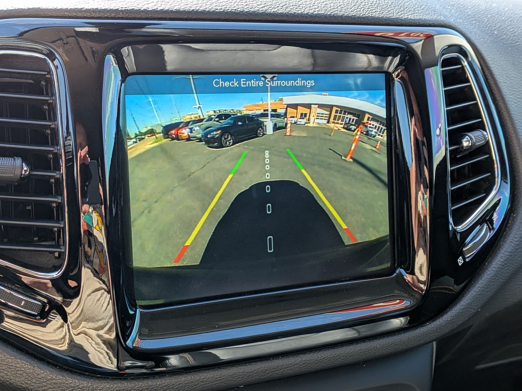 Certified Used 2019 Diamond Black Crystal Pearlcoat Jeep Limited image 22