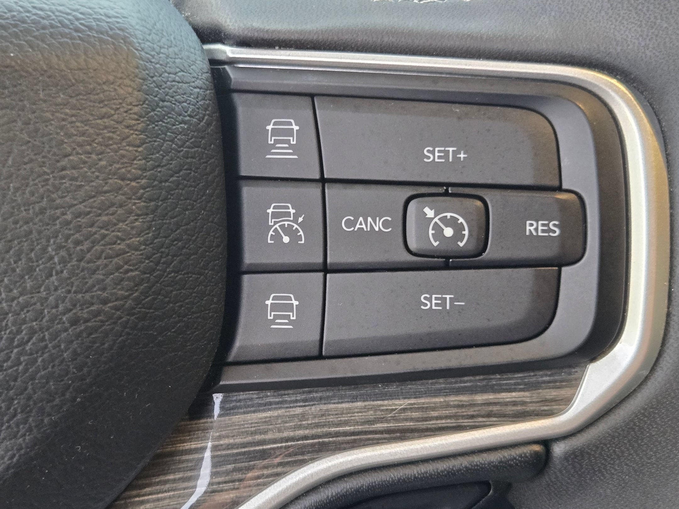 Used 2022 Velvet Red Pearlcoat Jeep Series II image 28
