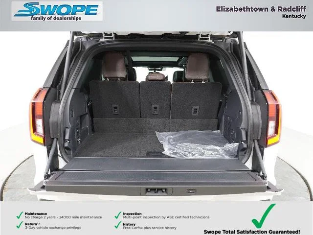 New 2026 Star White Metallic Tri-Coat Ford King Ranch® image 64