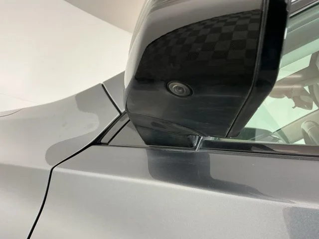 Used 2020  Chevrolet RS image 11