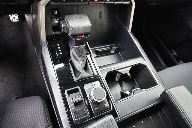 Used 2023  Toyota SR5 image 29