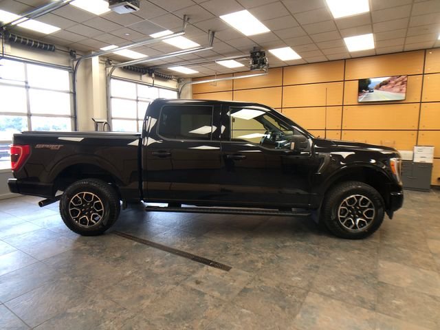 Used 2023 Black Metallic Ford XLT image 8
