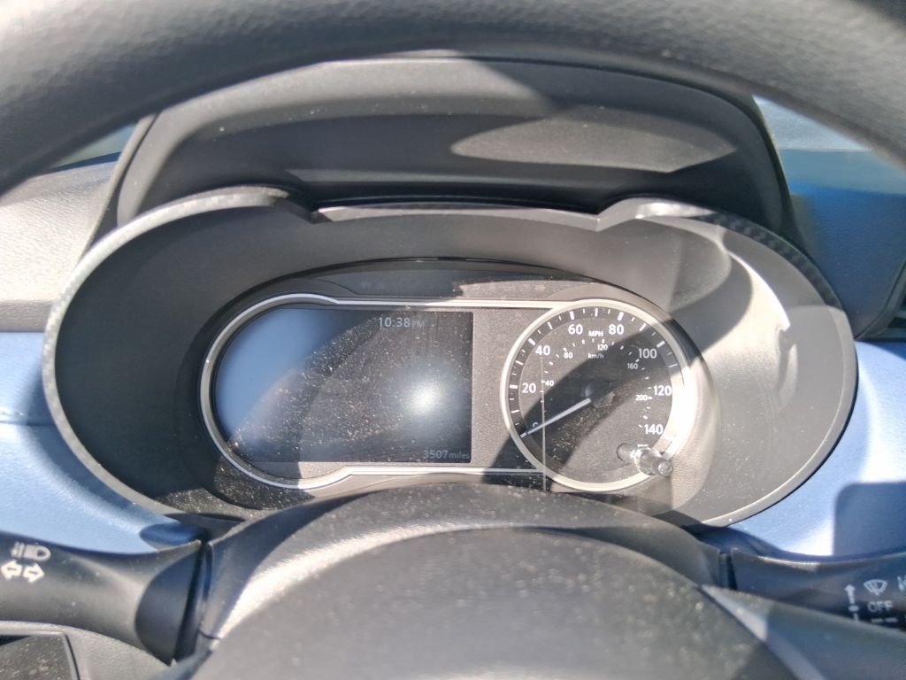 Used 2025 Black Nissan 1.6 SV image 10
