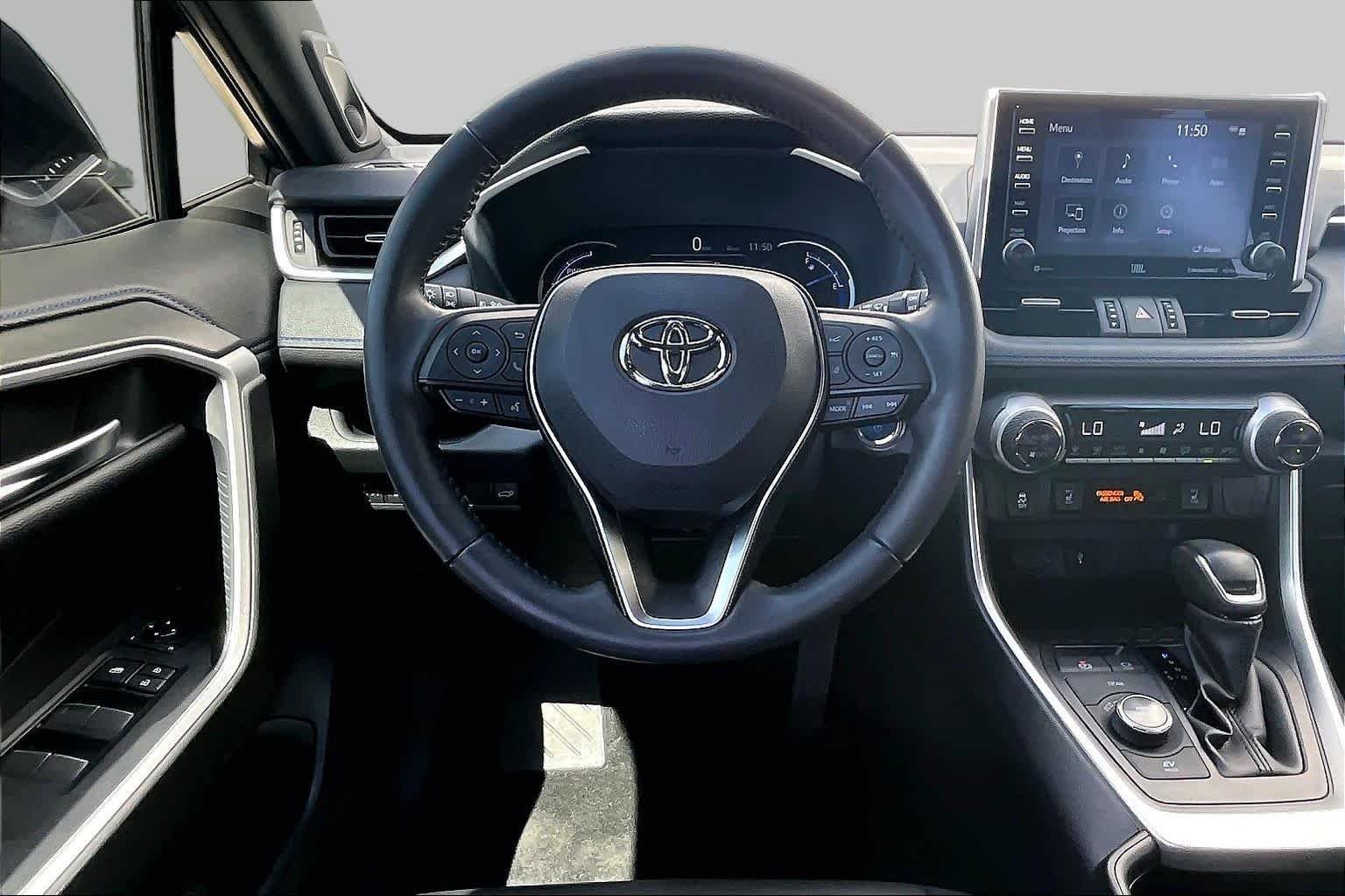 Pre-Owned 2020 Toyota RAV4 Hybrid XSE