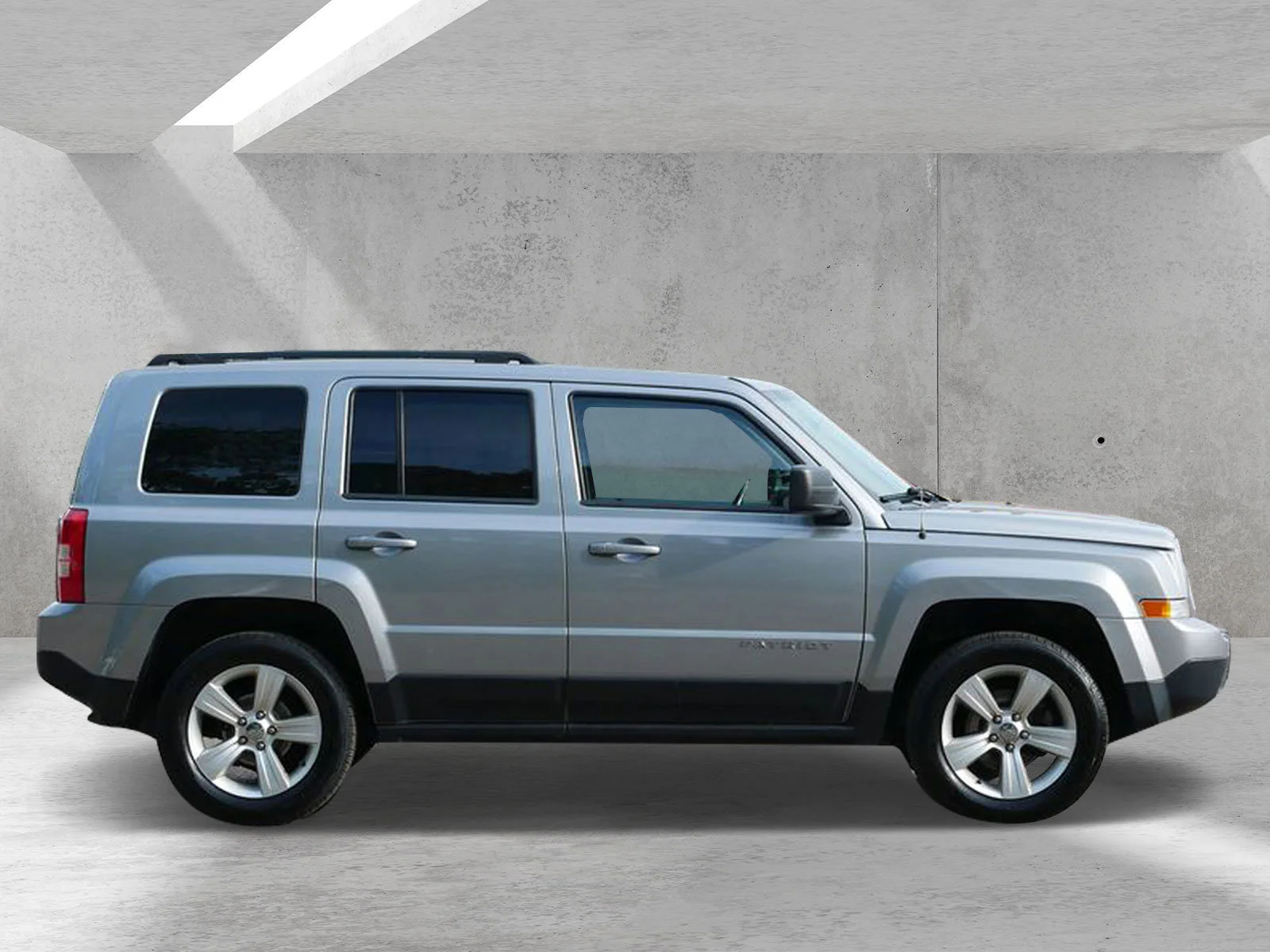 Used 2015 Jeep Patriot Latitude with VIN 1C4NJRFB9FD303523 for sale in White Bear Lake, MN