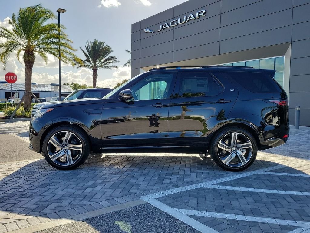 New 2026 Santorini Black LAND ROVER Gemini Edition image 2