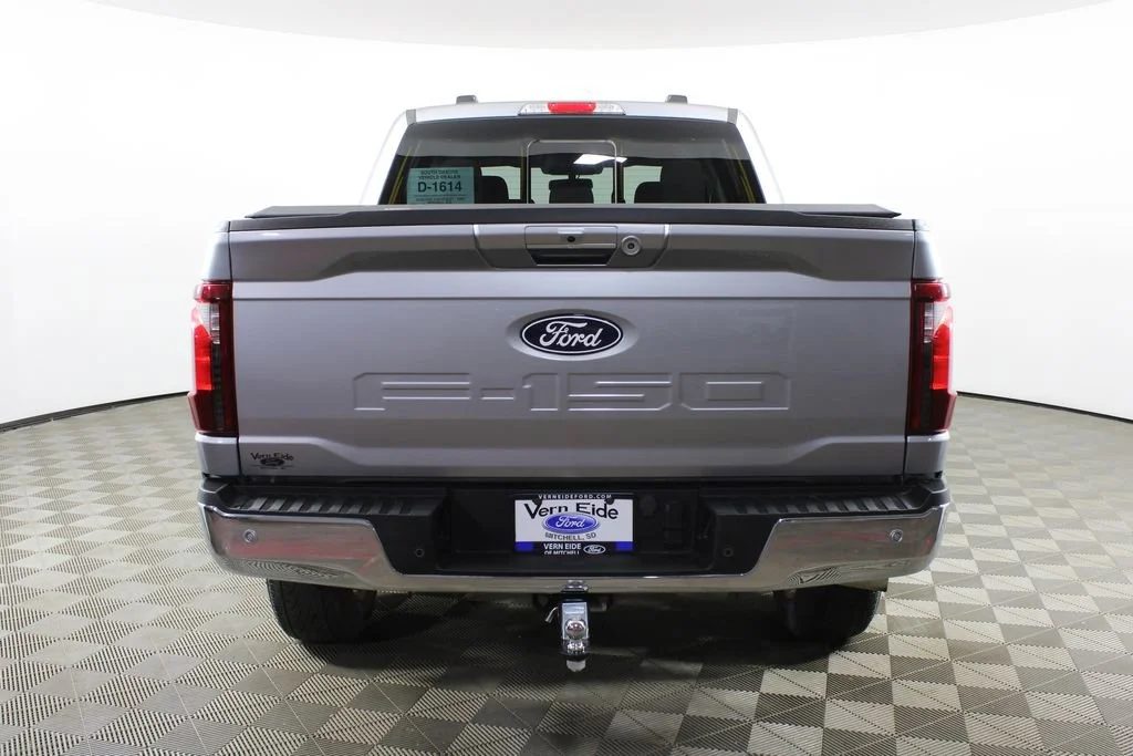 Used 2024 Gray Ford XLT image 6