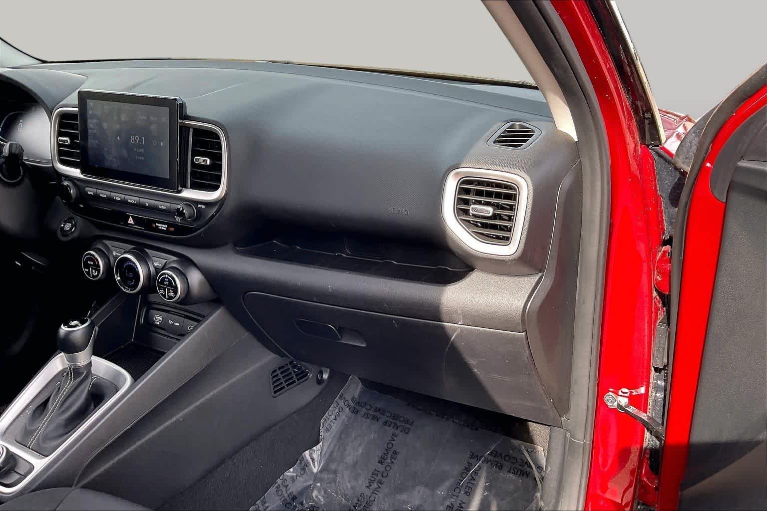 Used 2025 Red Hyundai SEL image 18