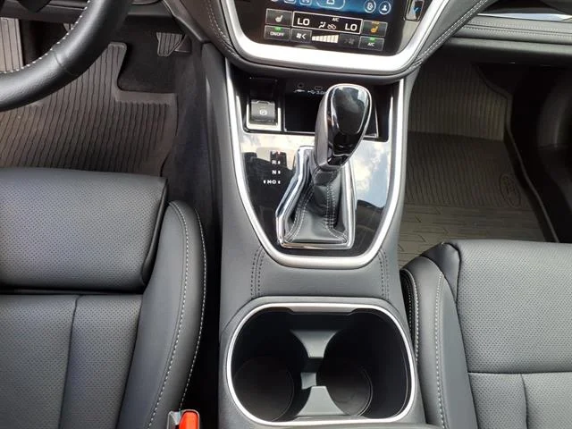 Used 2024 WHITE Subaru Limited image 16