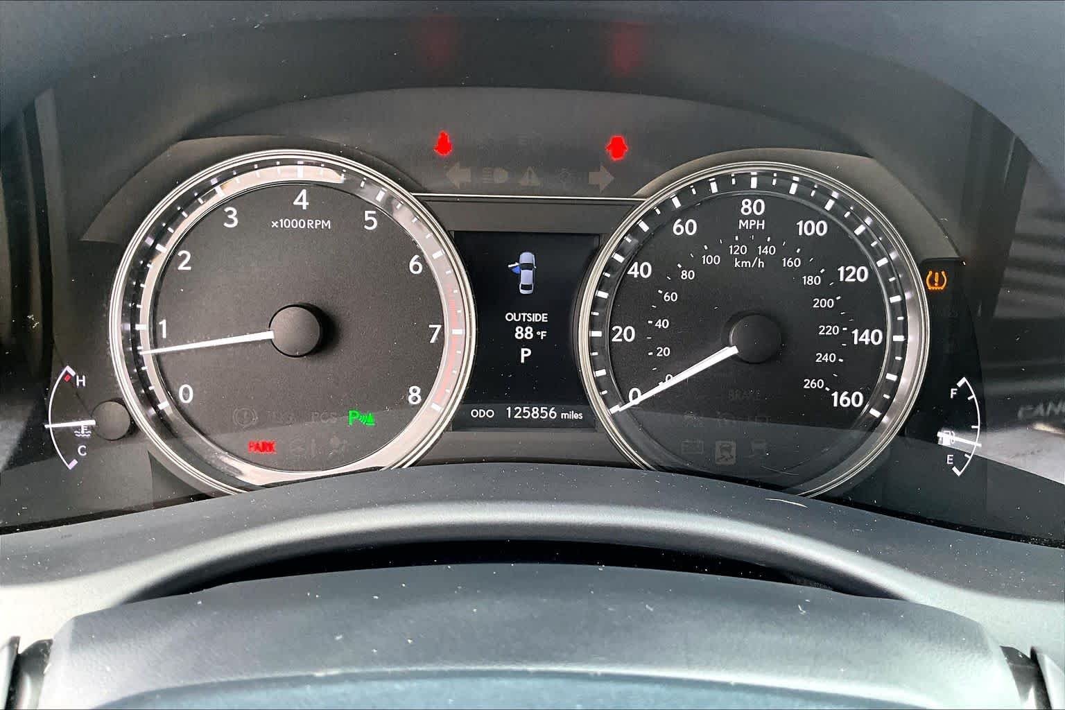 Used 2014 Liquid Platinum Lexus  image 22