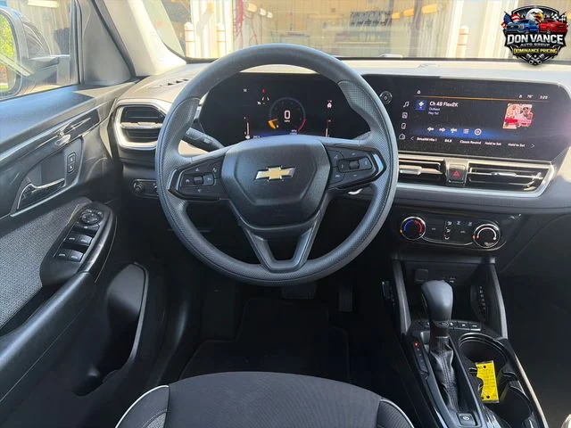 Used 2025 Black Chevrolet LT image 14