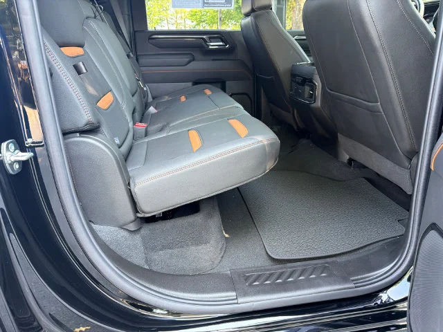 Used 2026 Onyx Black GMC AT4 image 15