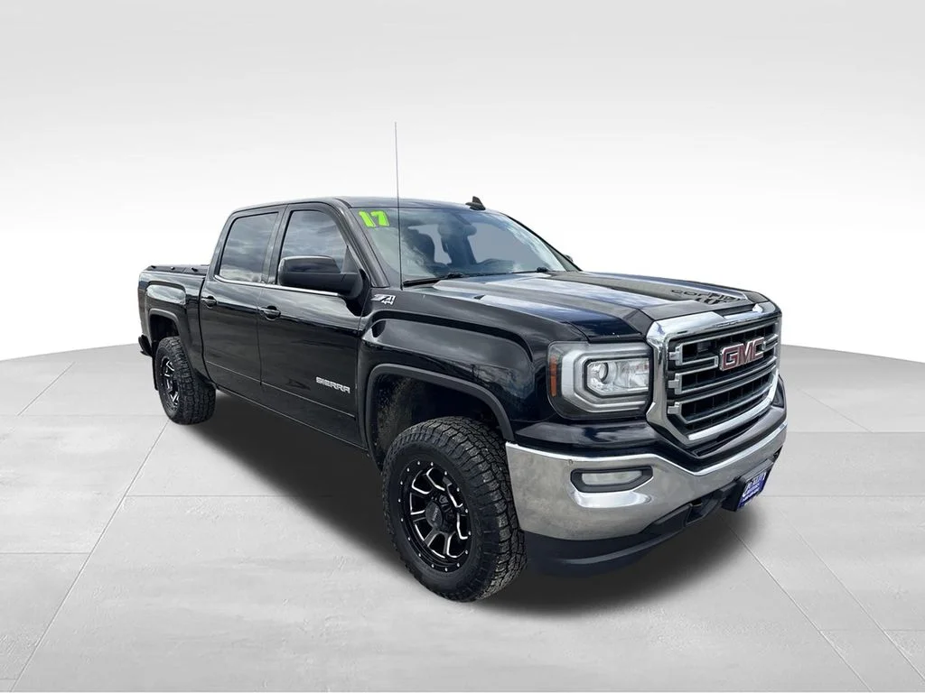 Used 2017 Black GMC SLE image 3