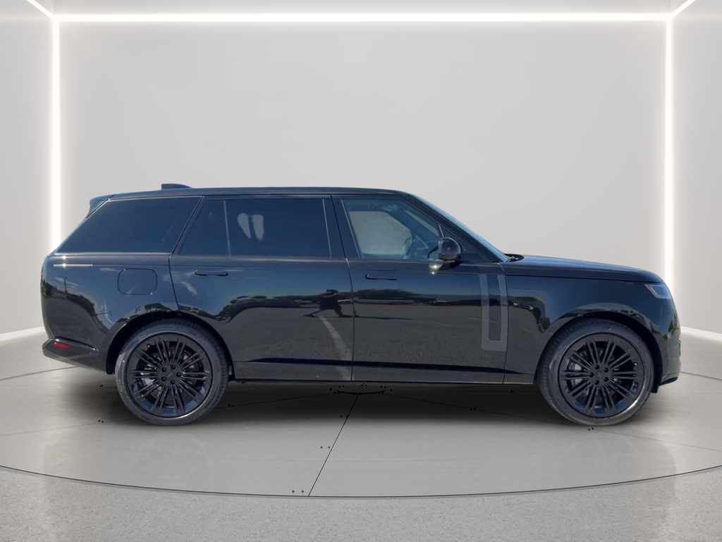 New 2026 Santorini Black Land Rover SE image 4