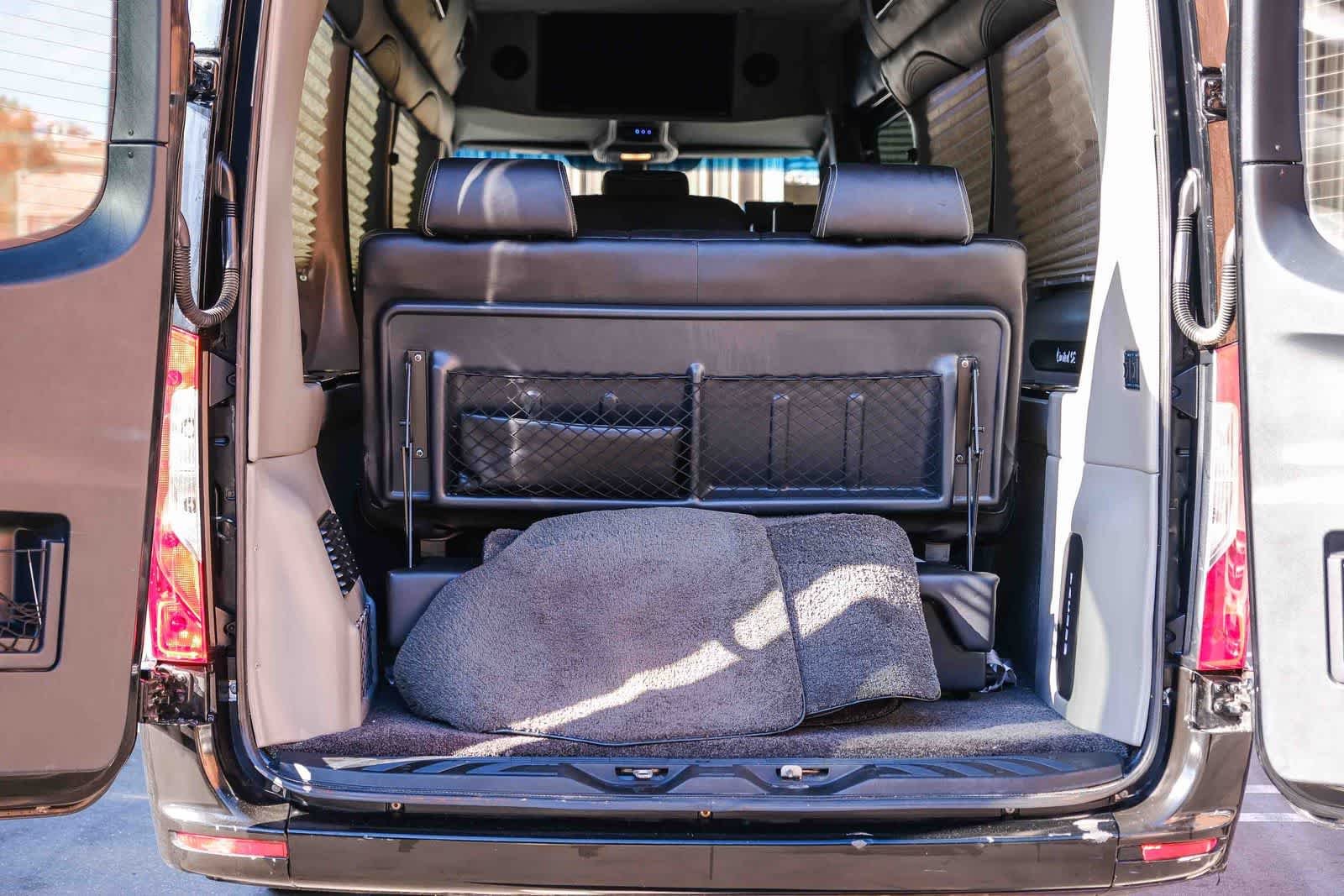 Used 2020 Jet Black Mercedes-Benz Cargo 170 WB image 39