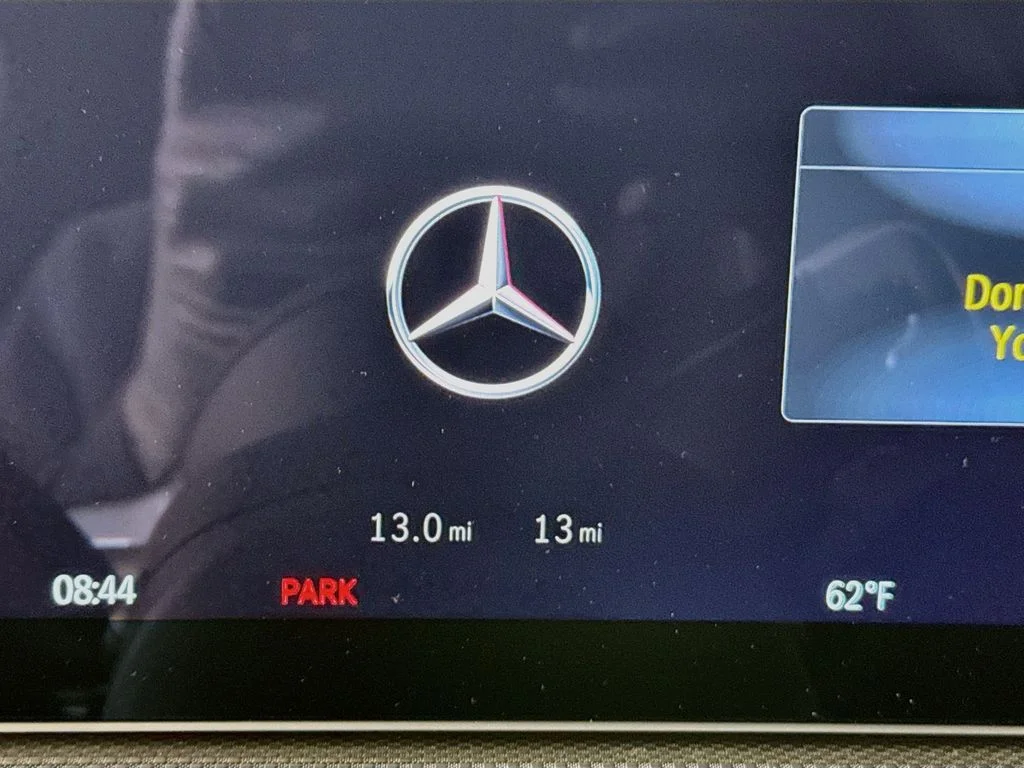 New 2027 Polar White Mercedes-Benz G 63 AMG® image 13
