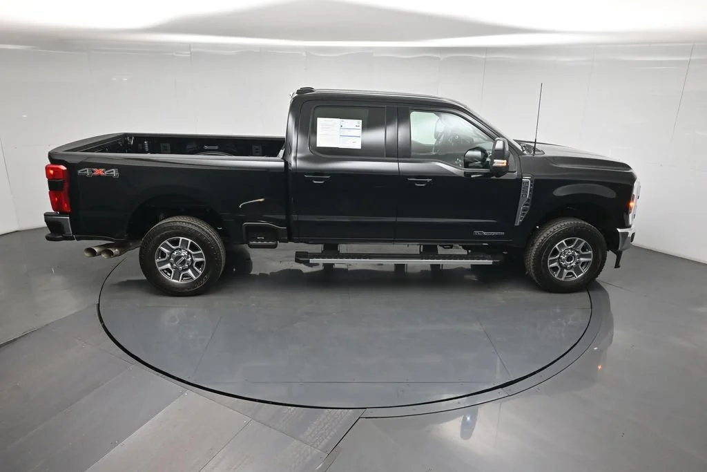 Certified Used 2025 Black Ford Lariat image 39