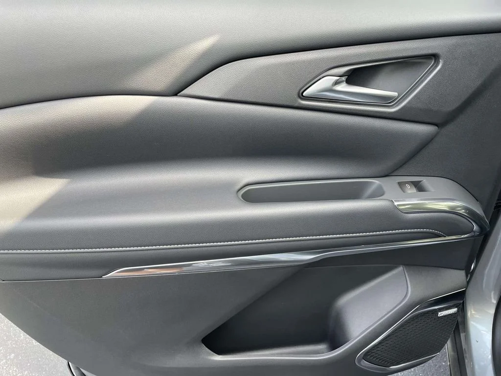 New 2026 Sterling Gray Metallic Chevrolet FWD LT image 15