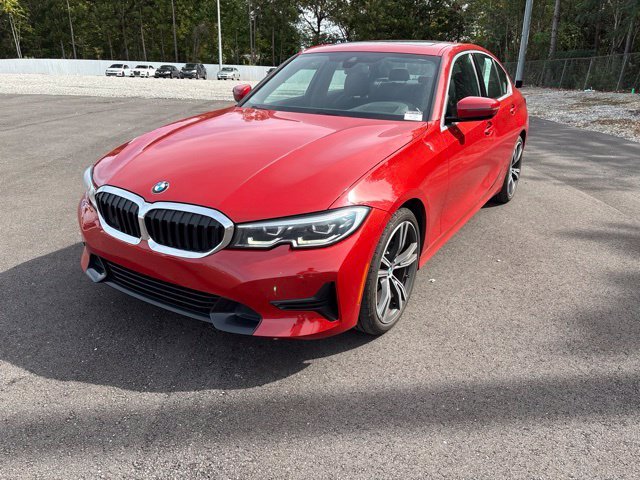 Used 2020 Red BMW 330i image 3