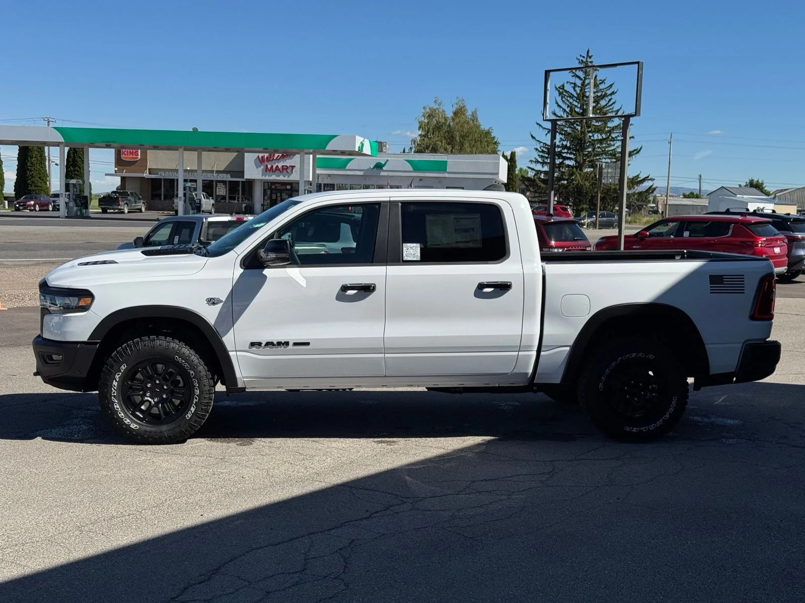 New 2026 Bright White Clear-Coat Exterior Paint RAM Rebel image 14