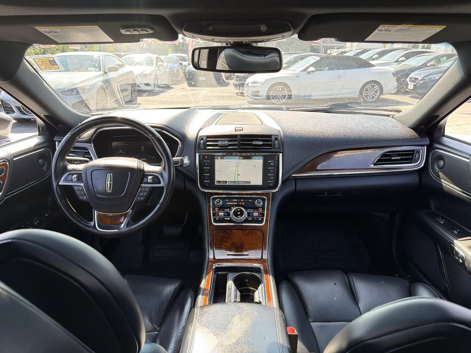 Used 2018 Gray Lincoln Reserve image 21