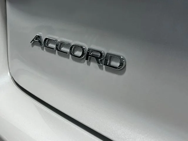 New 2026 Platinum White Pearl Honda LX image 10