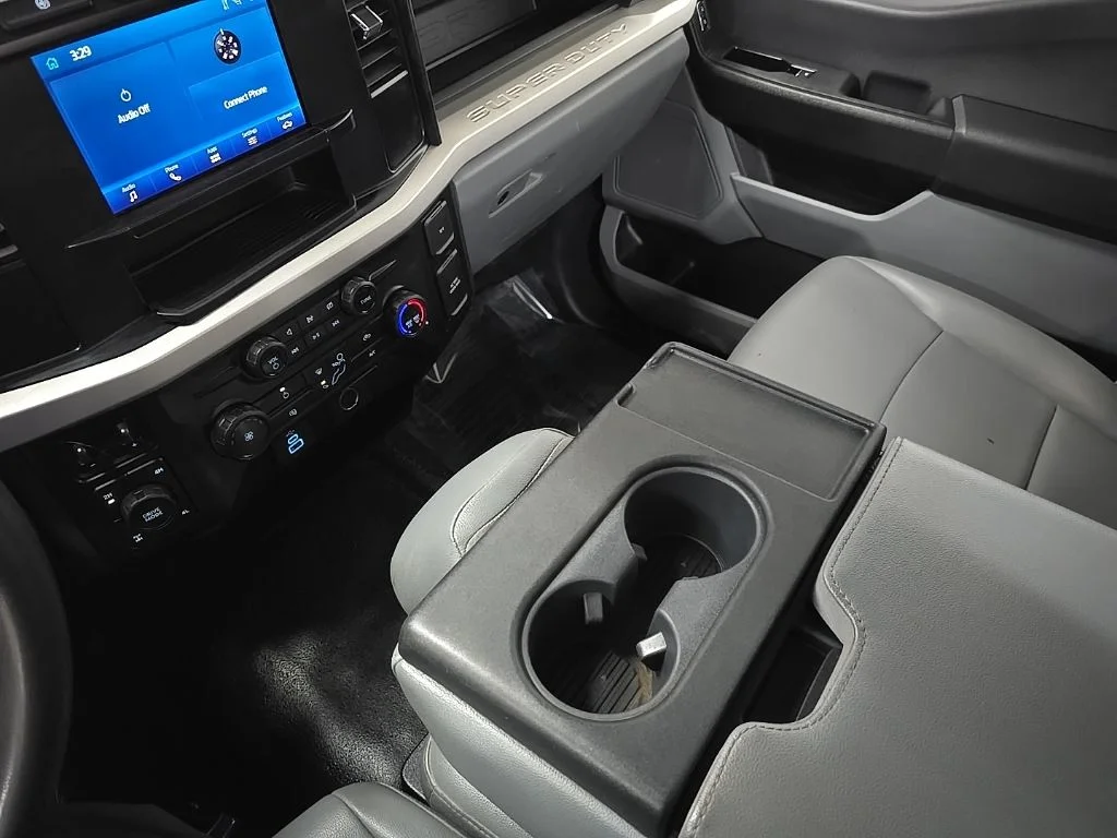 Used 2023 White Ford XL image 32