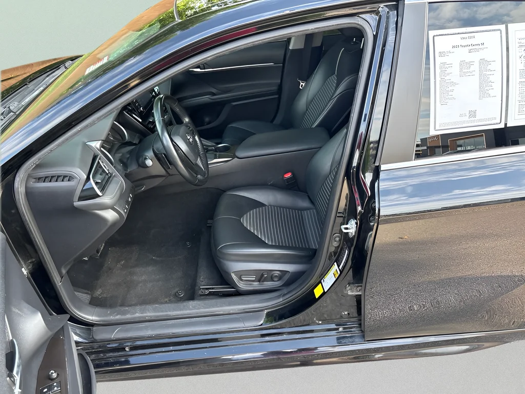 Used 2023 Midnight Black Metallic Toyota SE image 9
