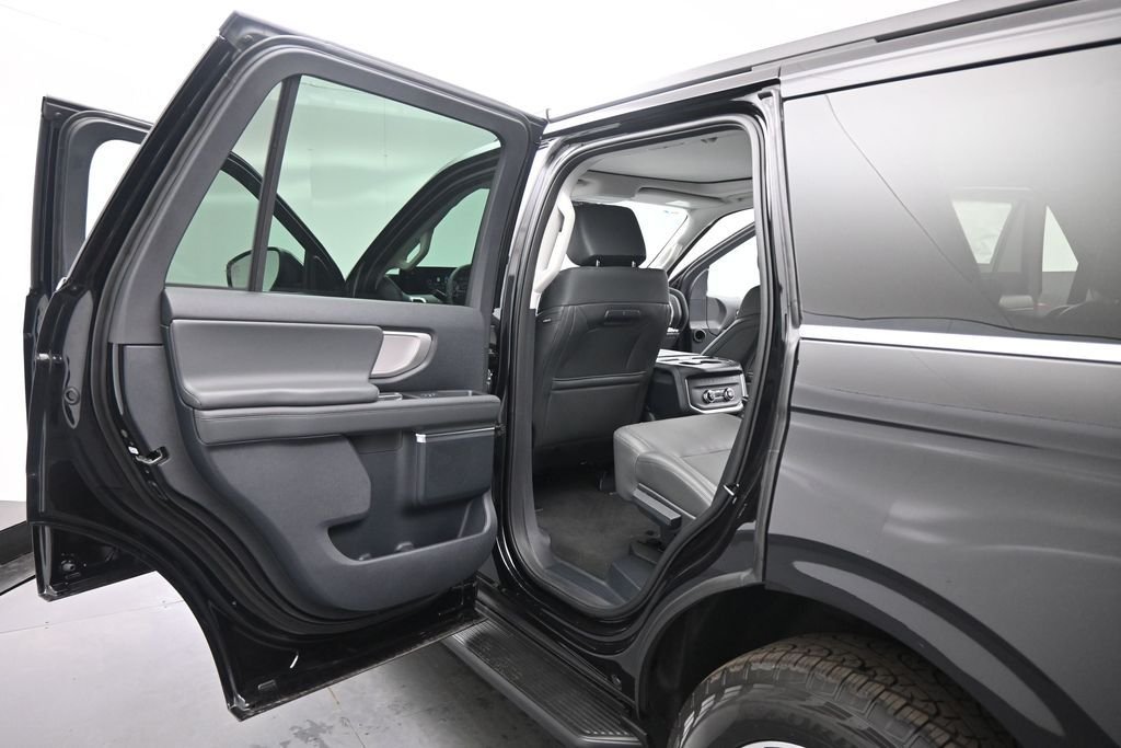 New 2026 Agate Black Metallic Ford Active image 17