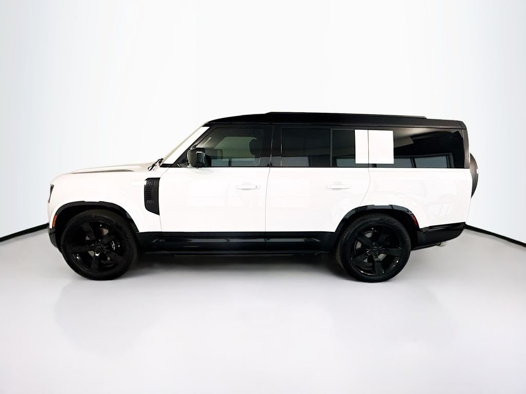 New 2026 Fuji White Land Rover V8 image 8