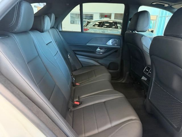 New 2026 MANUFAKTUR Moonlight White Magno Mercedes-Benz GLE 450 image 27