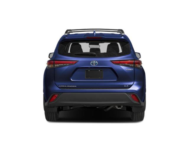 Used 2025 Pearl Toyota XLE image 5